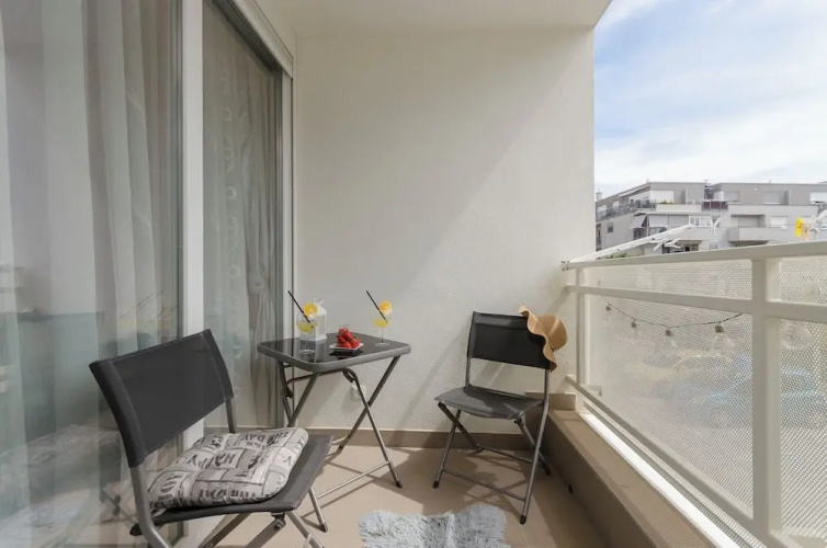 Apartment L&I
