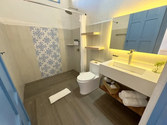 Standard Triple room