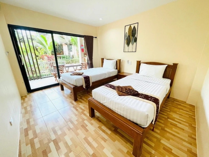 Economy Twin room with balcony