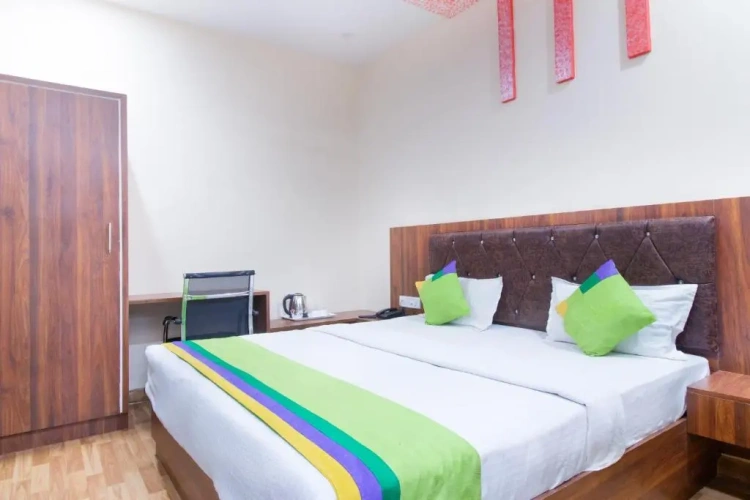 Economy room