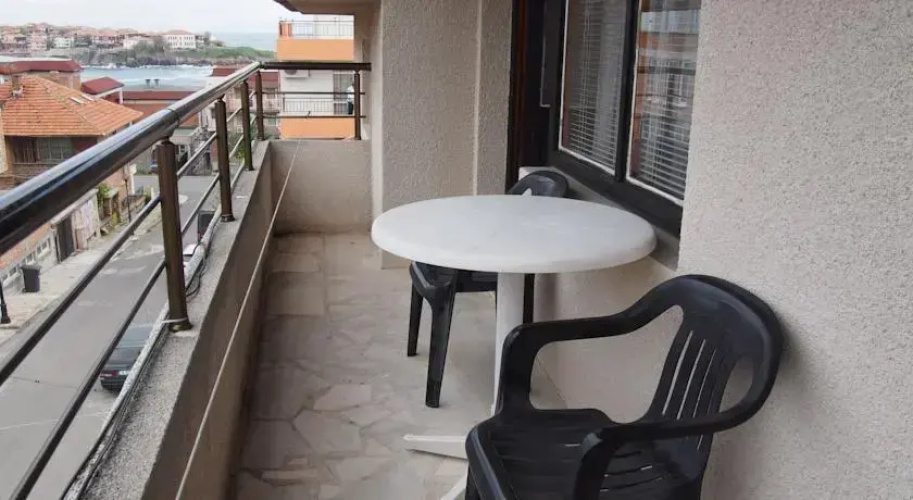 Keni Guest House