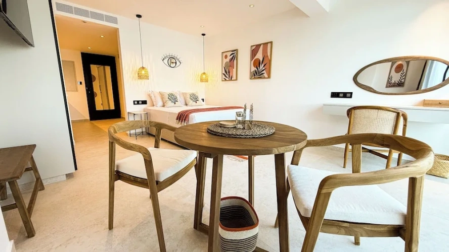 Standard Suite