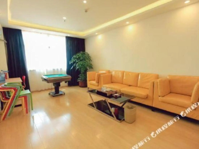 Quan Tong Hotel