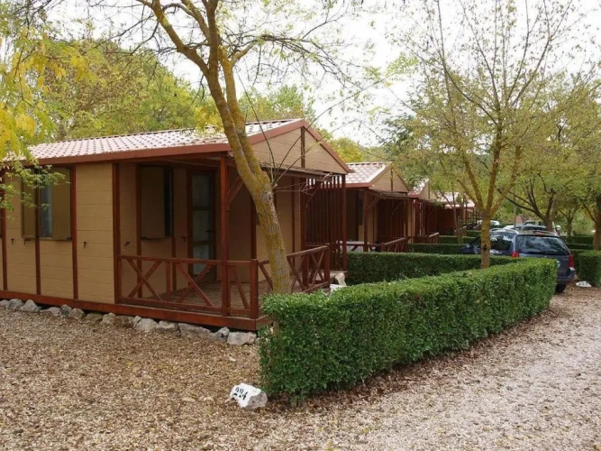 3 Bedrooms Bungalow