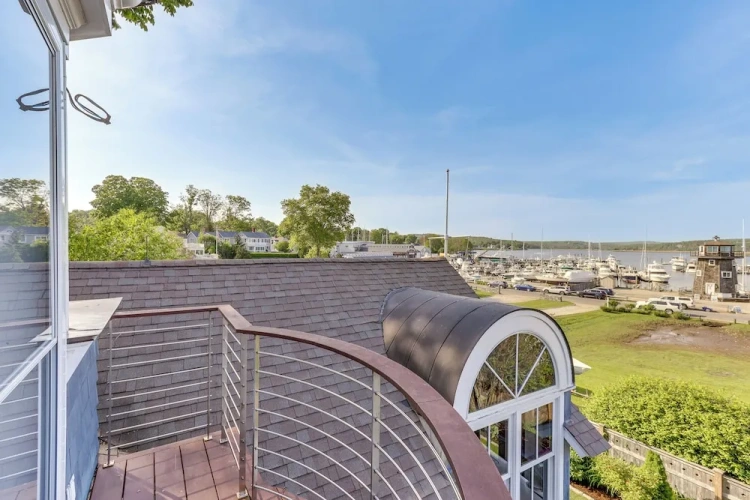 1 Bedroom Apartment with balcony