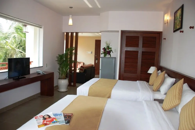 Suite with balcony