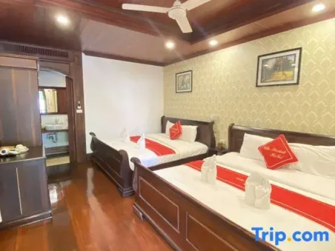 Deluxe Triple room with balcony and with river view