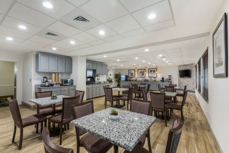 Best Western Plus New England Inn & Suites photo 25