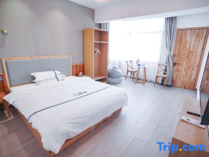 Standard Double room with river view