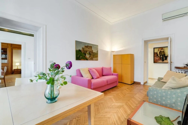 Bright 3 bed Flat 9 min From Piazza di Spagna