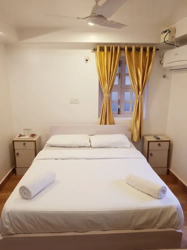 Standard Double room with balcony and with garden view