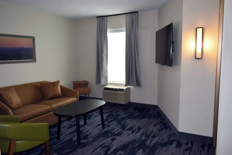 1 Bedroom Suite