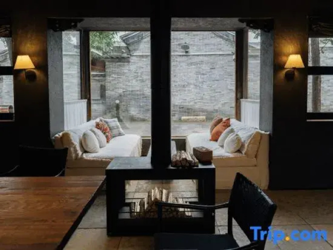 Sangrang Hot Spring Designer Inn