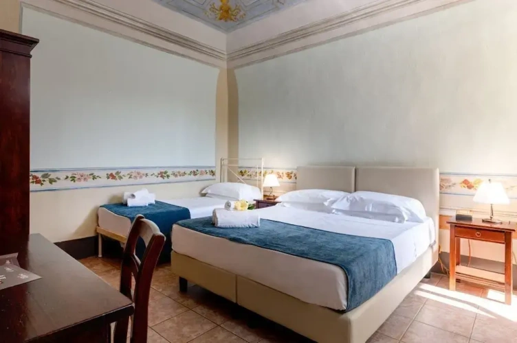 Superior Triple room