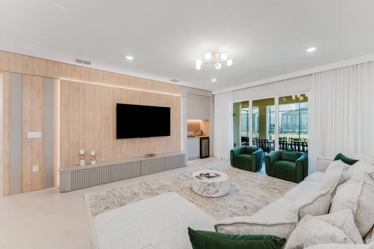 Amazing 7 bd Summerkitchen Gameroom
