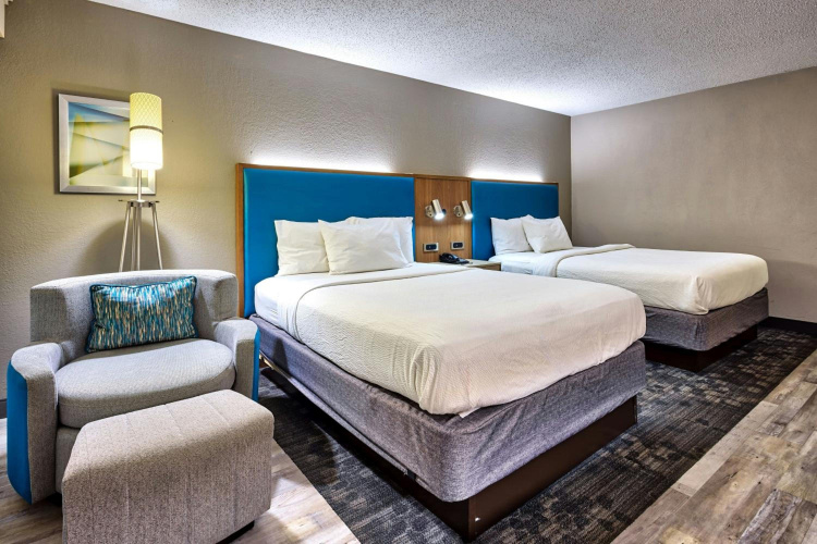 Courtyard by Marriott Hampton