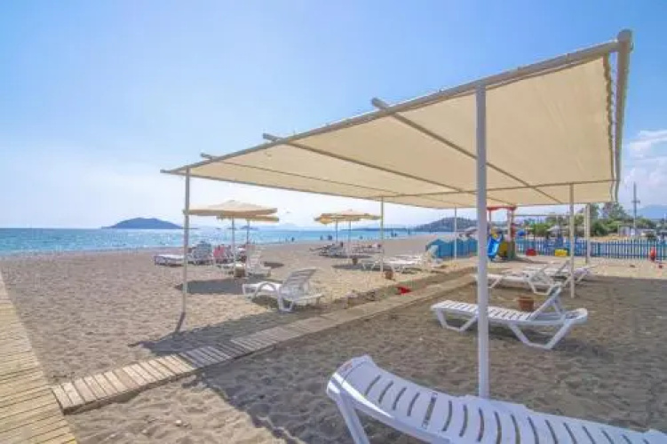 Sunset Beach Club Aqualettings Aqua 35