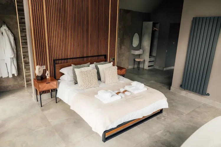 Newlands Lodges