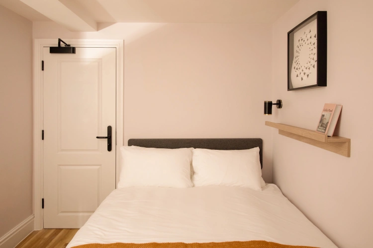 Standard Basement room
