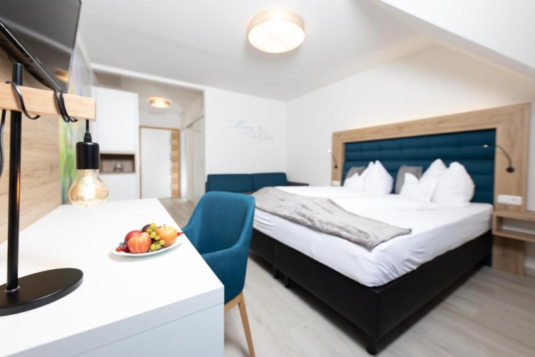 Deluxe Double room with balcony