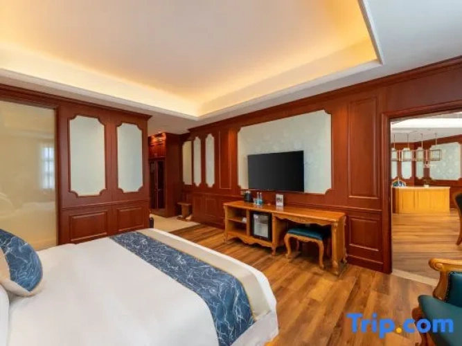 2 Bedrooms Executive Suite