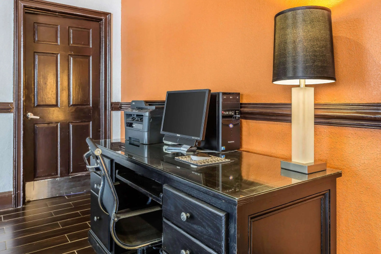 Quality Inn Forsyth near GA Public Safety Training Center