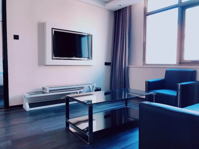 Deluxe Suite