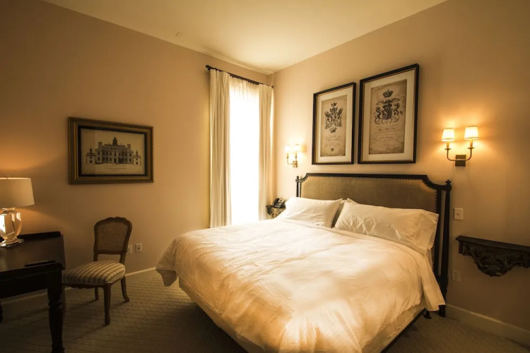 The Meadows Hotel