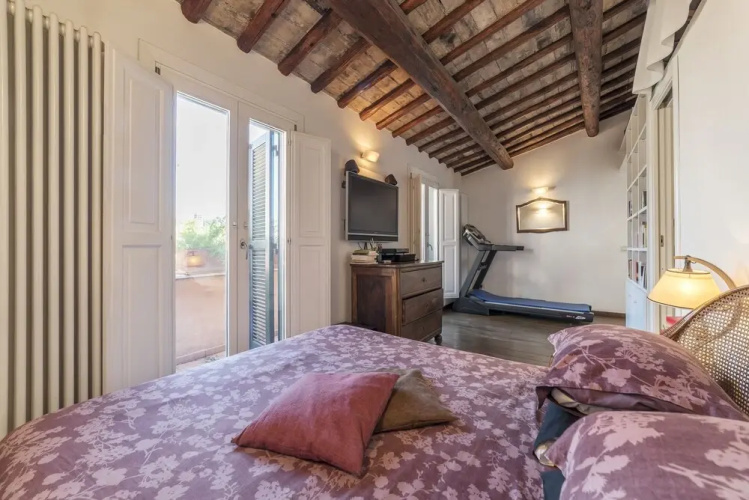 Trastevere Panoramic Rooftop Loft