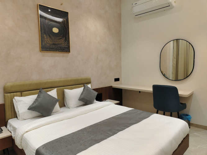 Hotel Raas Vrindavan