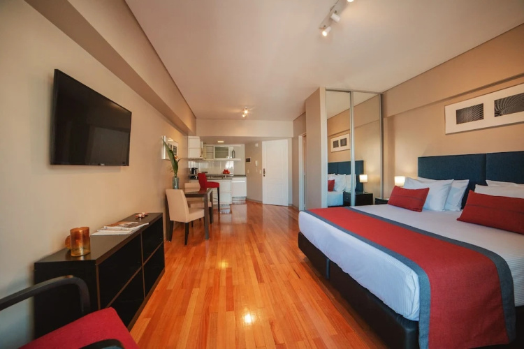 Arc Callao Studios & Suites