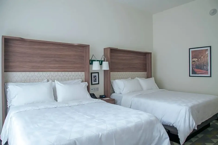 1 Bedroom Quadruple Suite with balcony