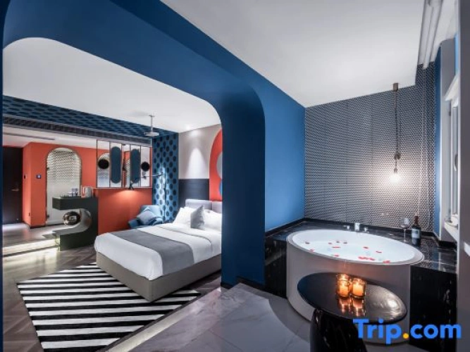 Standard Double room with river view