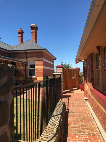 Silwood Apartment