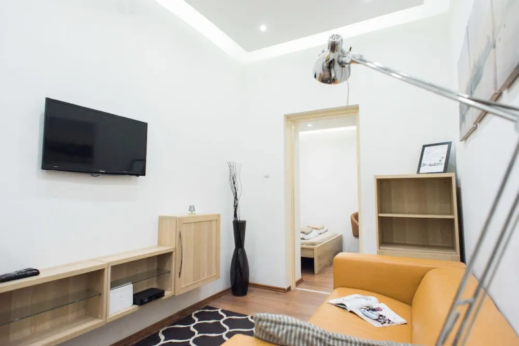 Dfive Apartments - Bathory
