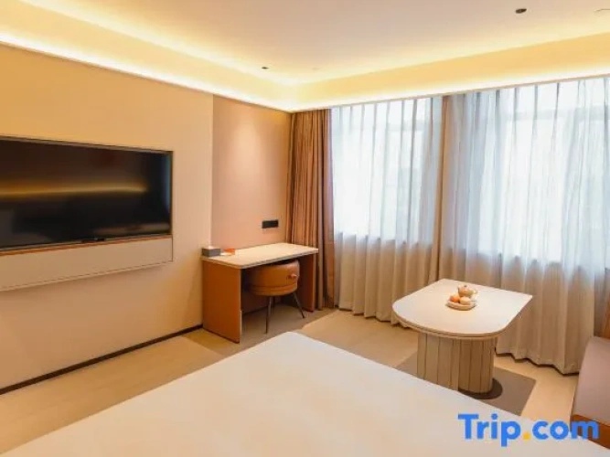 Standard Double room with view