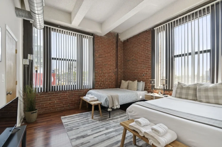 2 Bedrooms Premium Apartment