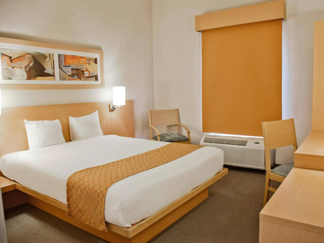 City Express by Marriott Mazatlán