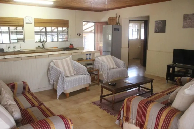 3 Bedrooms Cottage