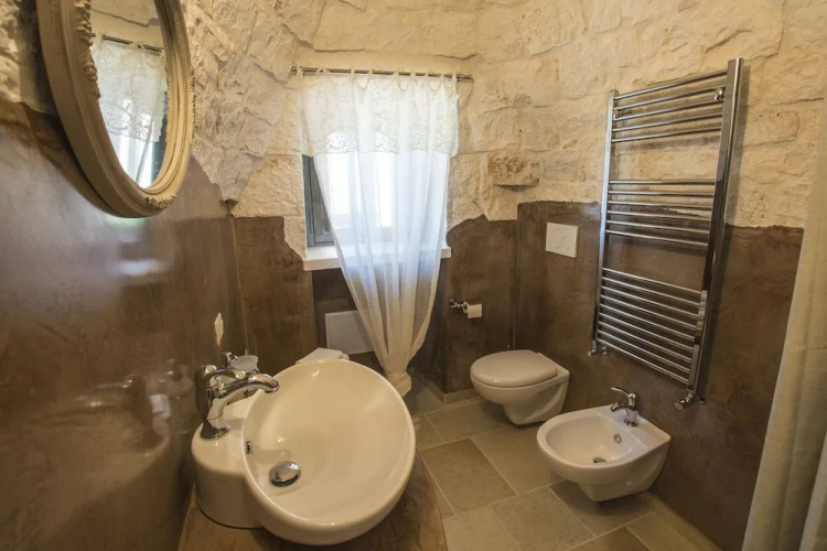 Trulli Laetitia