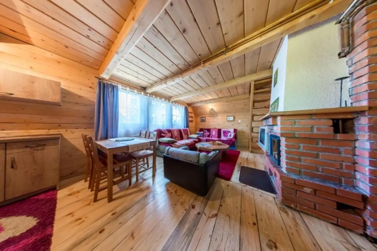 3 Bedrooms Chalet