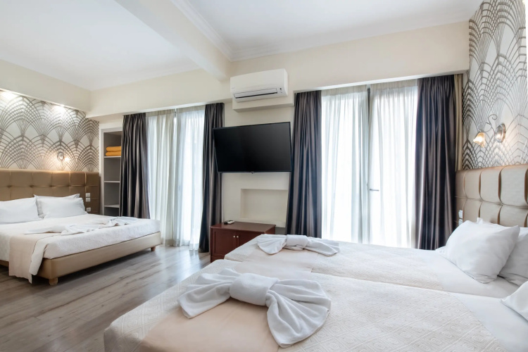 Golden City Hotel