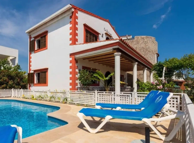 Villa