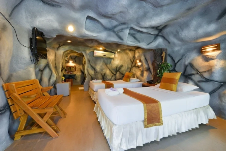 Standard room with balcony