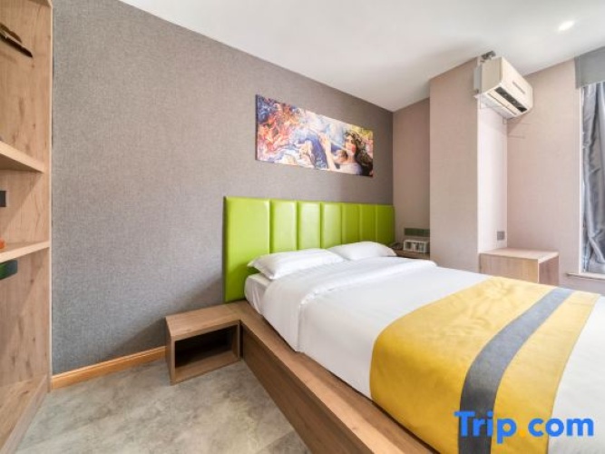 Comfort room