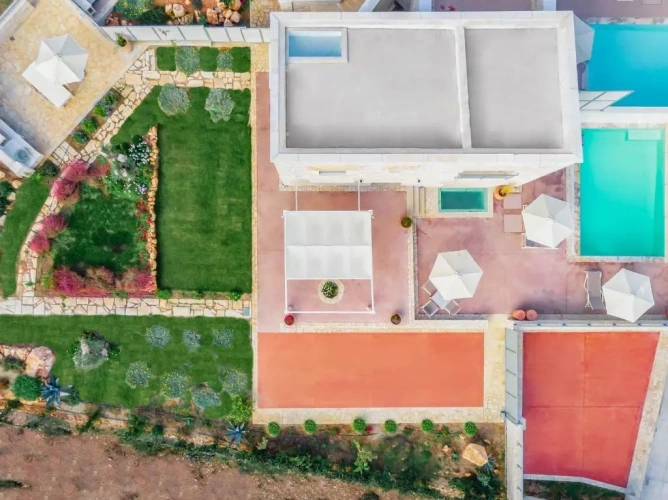 Deluxe Villa