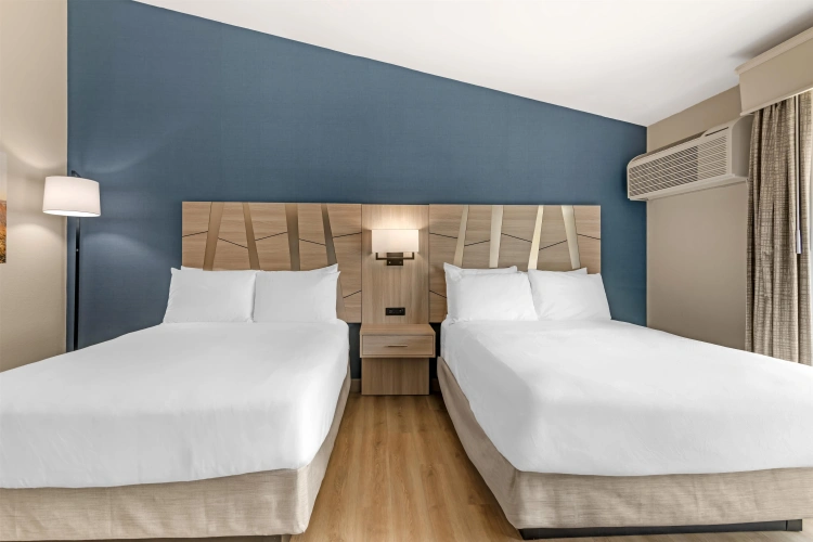 Standard Quadruple room with balcony