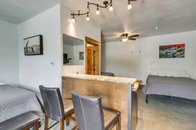 Central Lava Hot Springs Studio w/ Deck & Views!