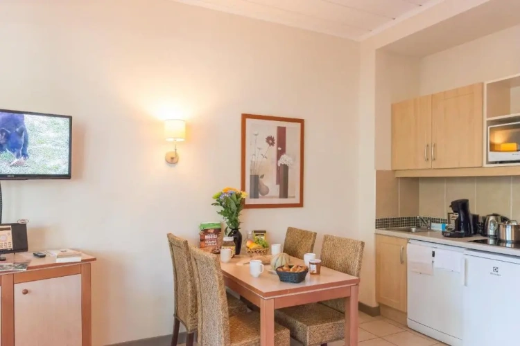 1 Bedroom Double Apartment