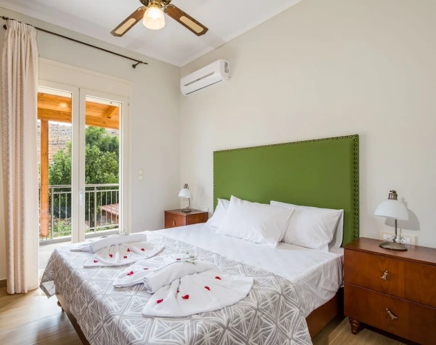 3 Bedrooms Villa